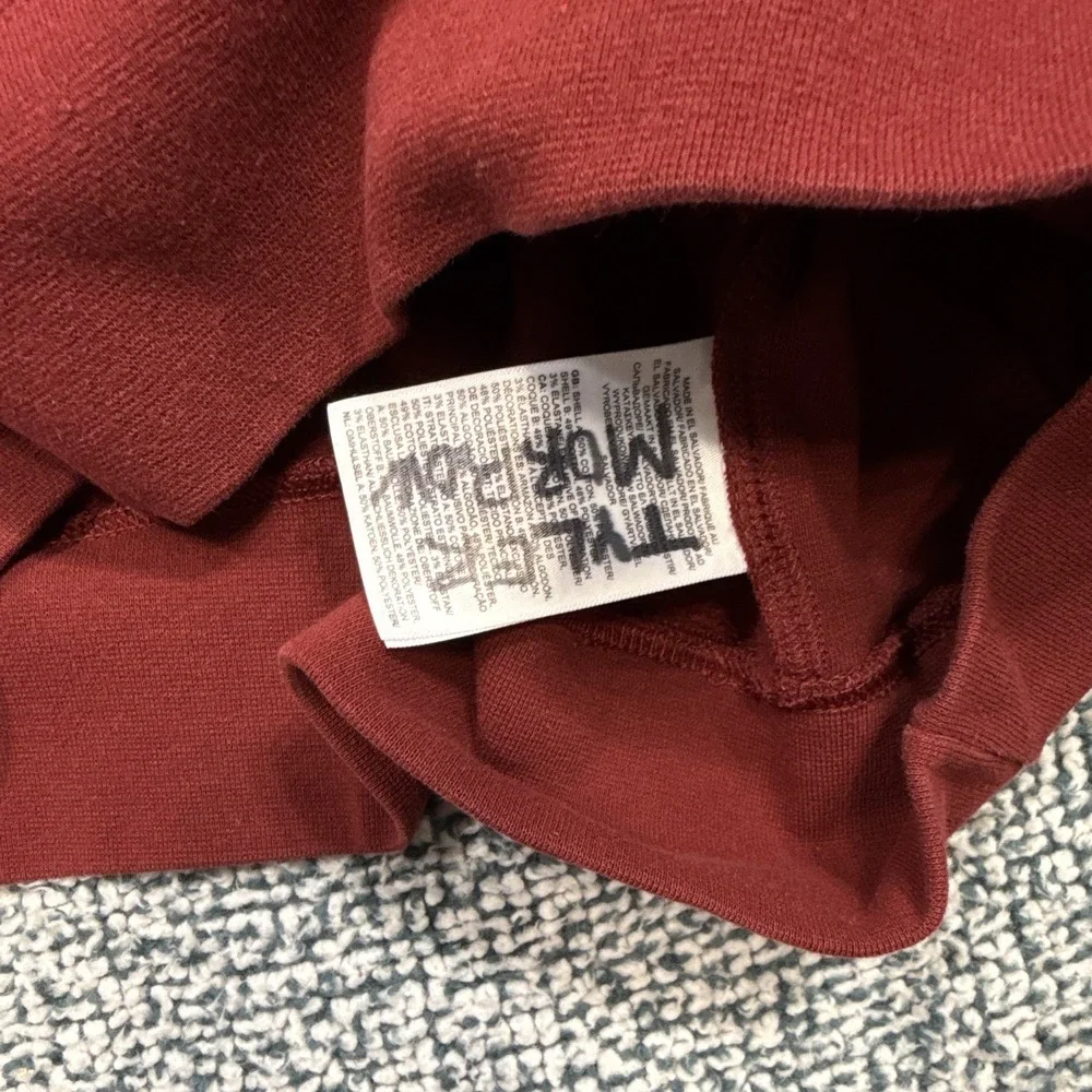 The North Face Men's Maroon Pullover Hoodie Logo Pockets Drawstring Size S